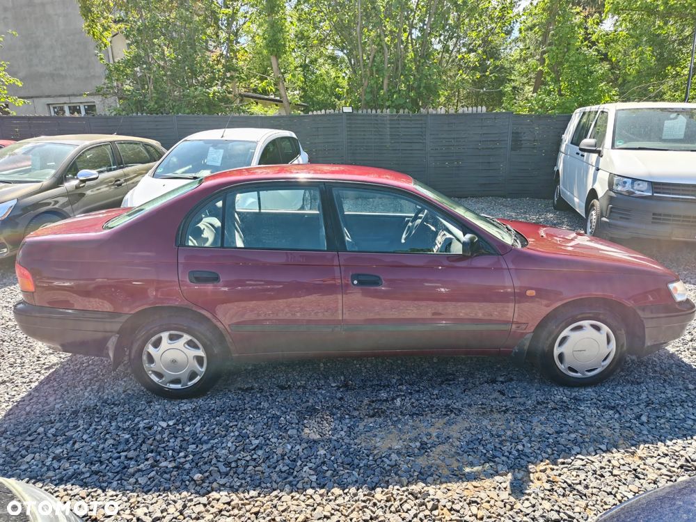 Toyota Carina 1.6 XLi - 4