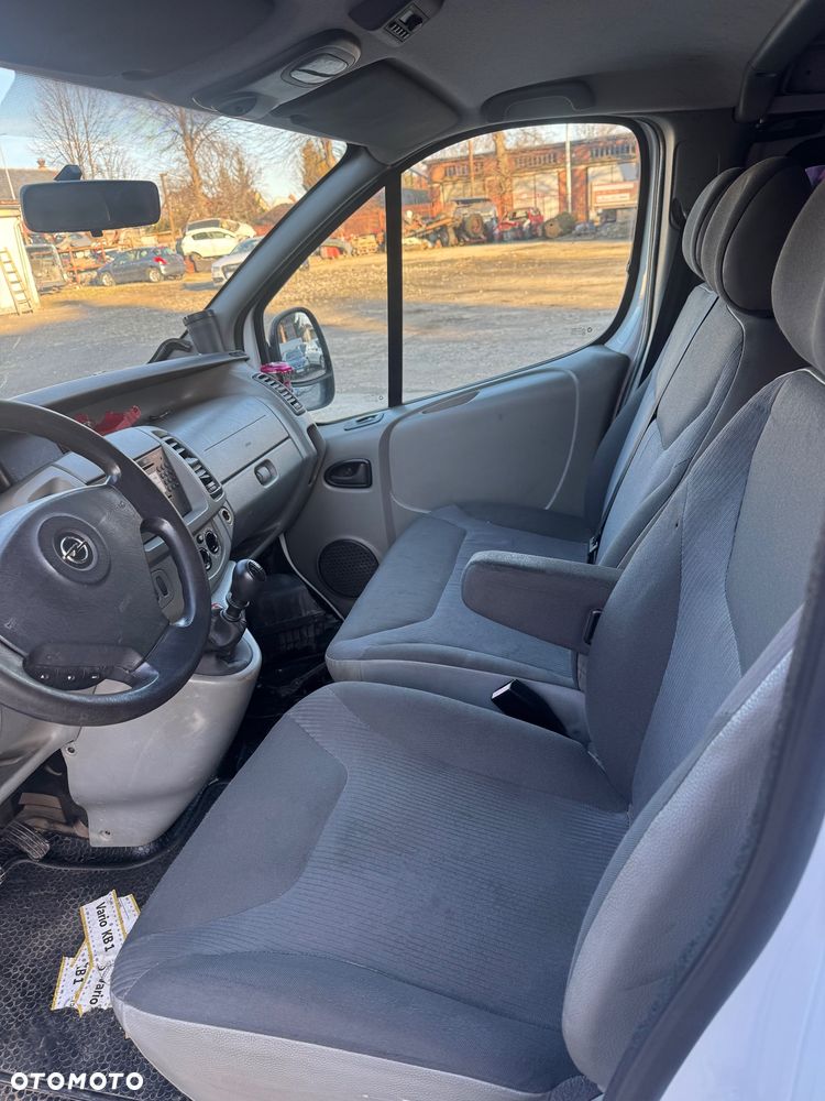 Opel Vivaro - 4