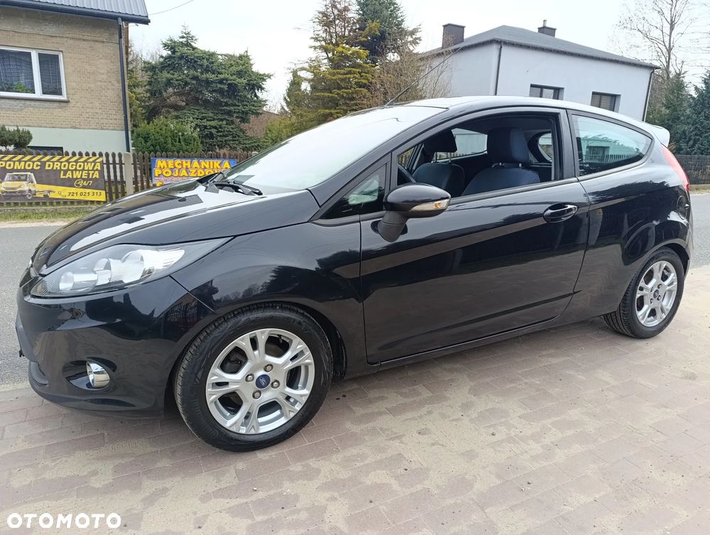 Ford Fiesta 1.25 Champions Edition - 10