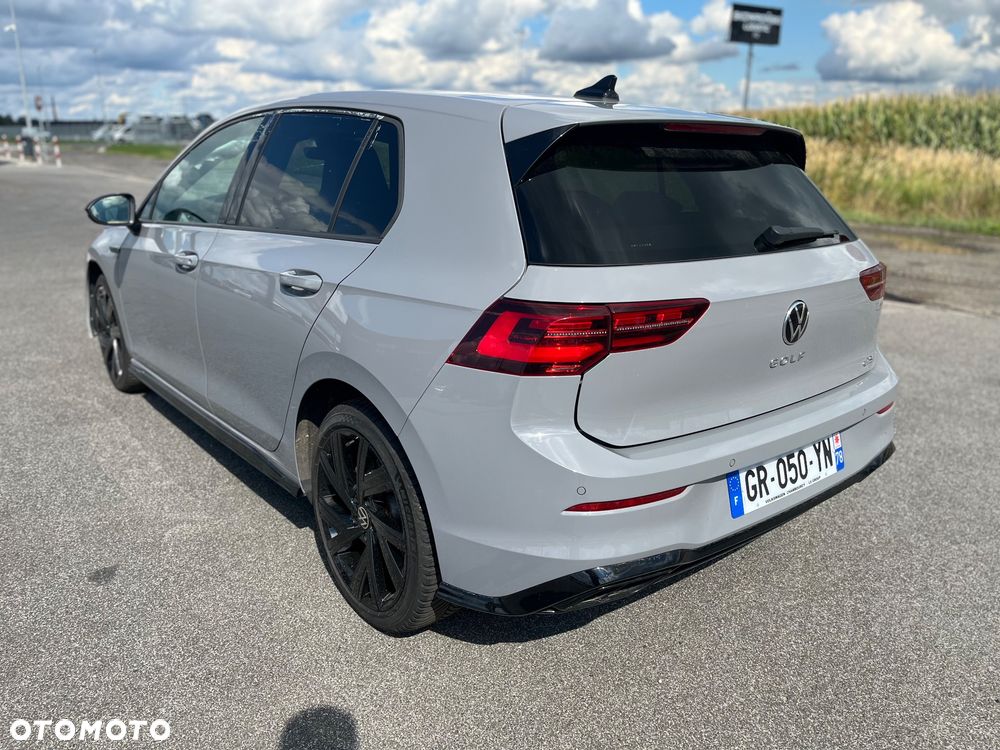 Volkswagen Golf 1.5 eTSI OPF DSG R-Line - 4