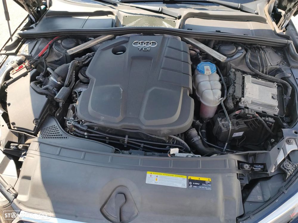Audi A4 Avant 2.0 TDI Advance - 9