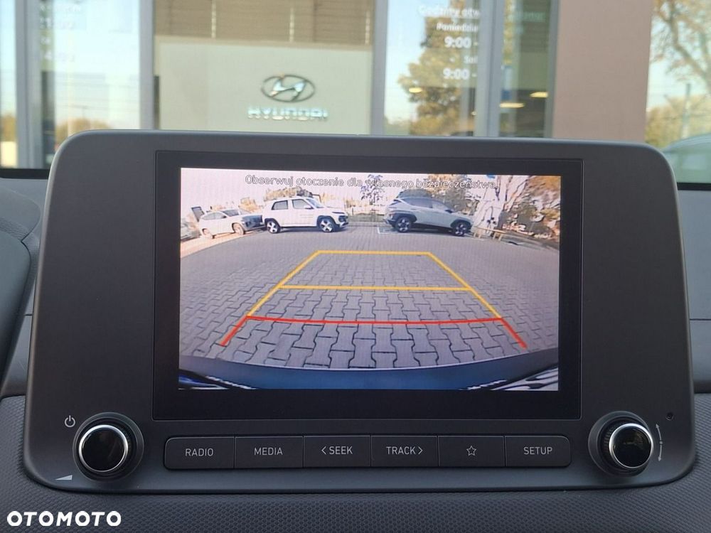 Hyundai Kona - 32