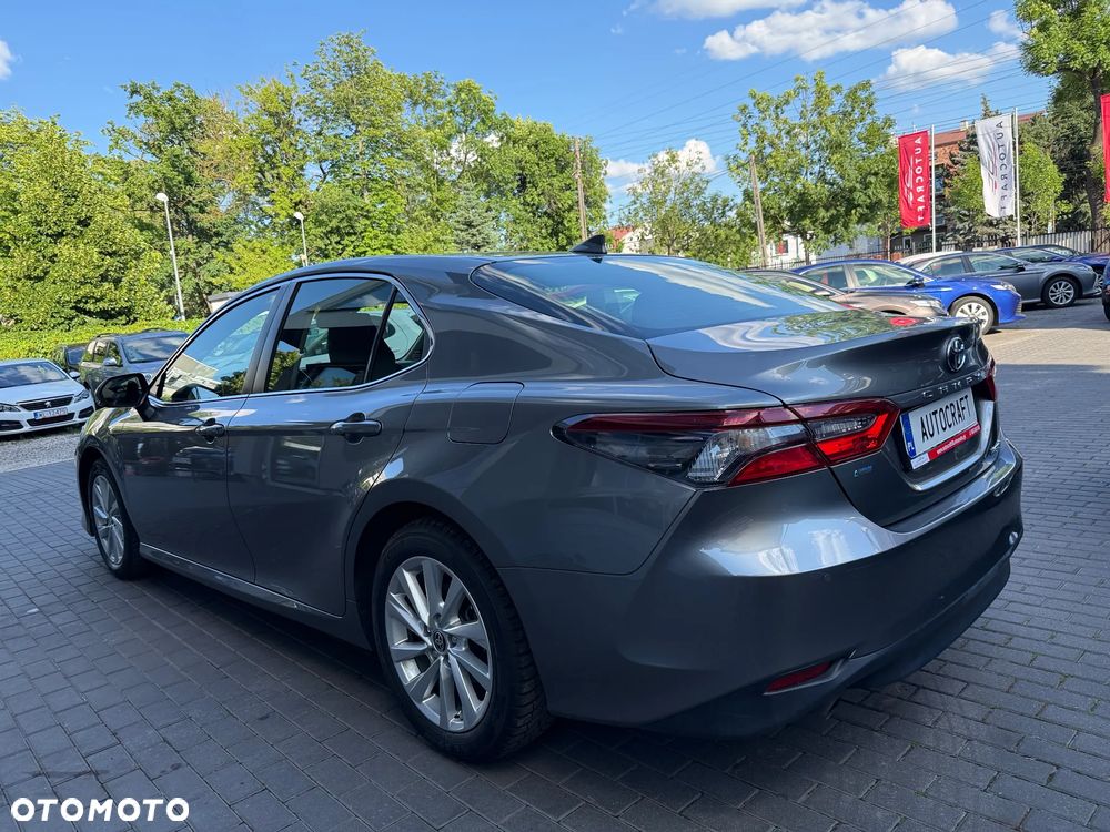 Toyota Camry 2.5 Hybrid Comfort CVT - 29