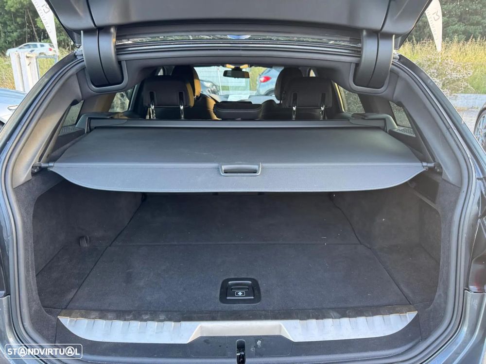 BMW 320 e Corporate Edition Auto - 22