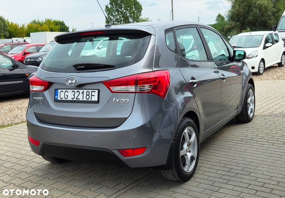 Hyundai ix20 - 3