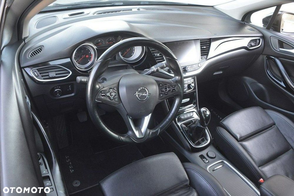 Opel Astra - 11