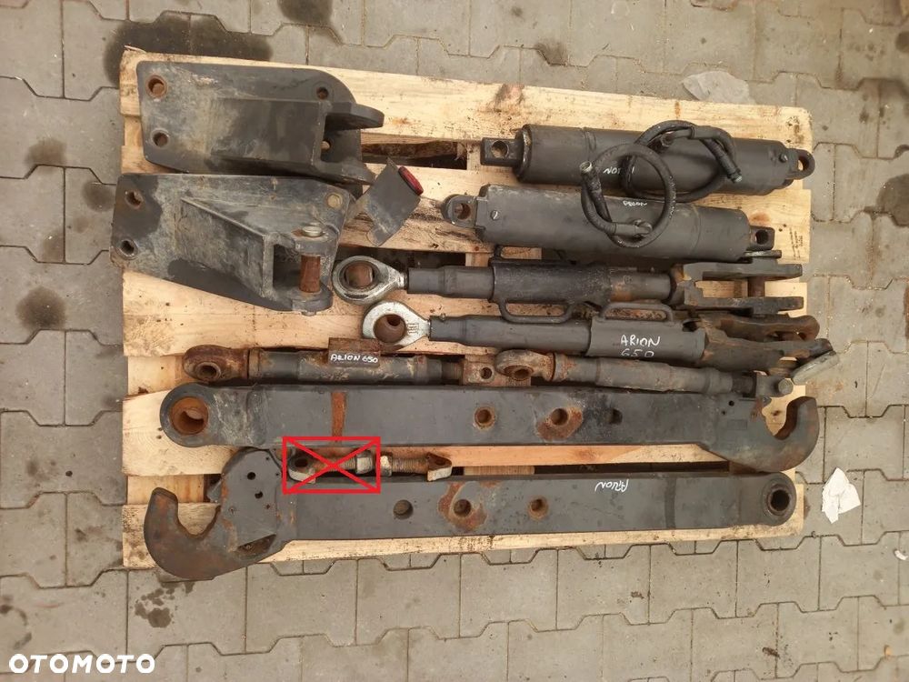 Ramię podnośnik siłownik Claas Ares Axion Arion 530 540 550 620 630 640 650 - 7