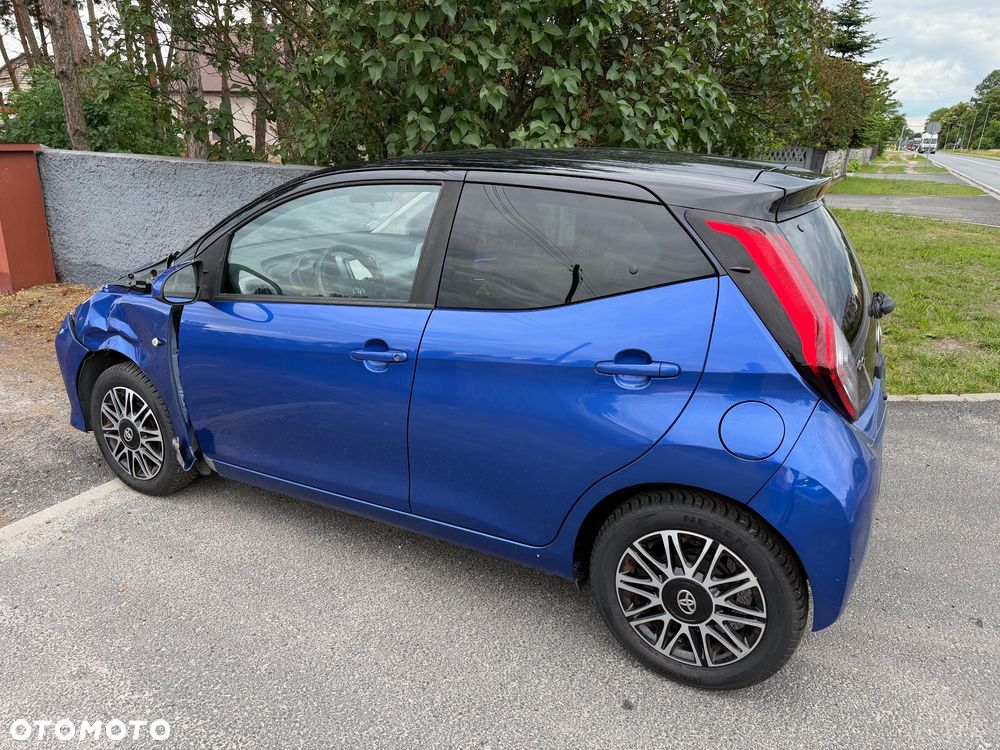 Toyota Aygo x-clusive Style Selection - 6