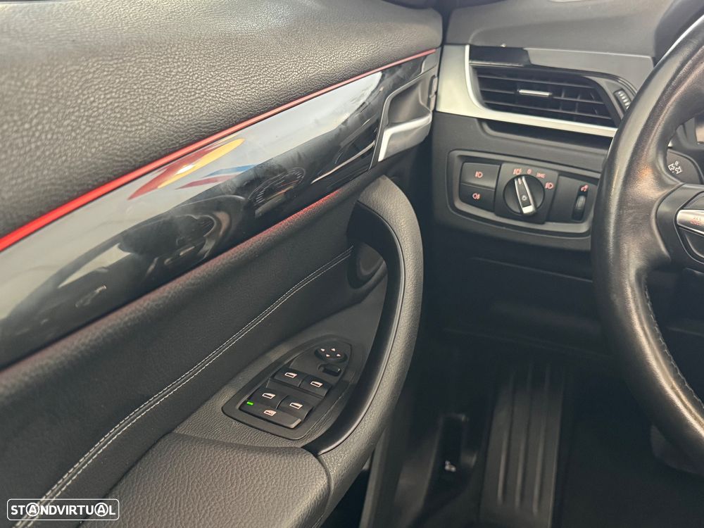 BMW X1 16 d sDrive Auto xLine - 18