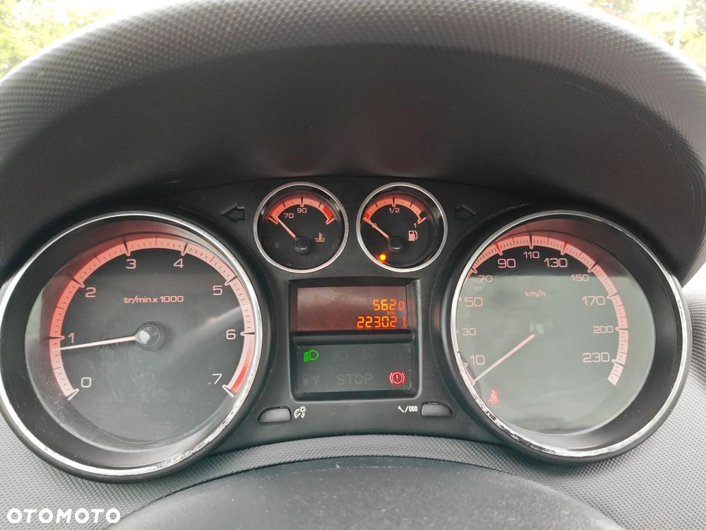 Peugeot 308 120 VTi Allure - 24