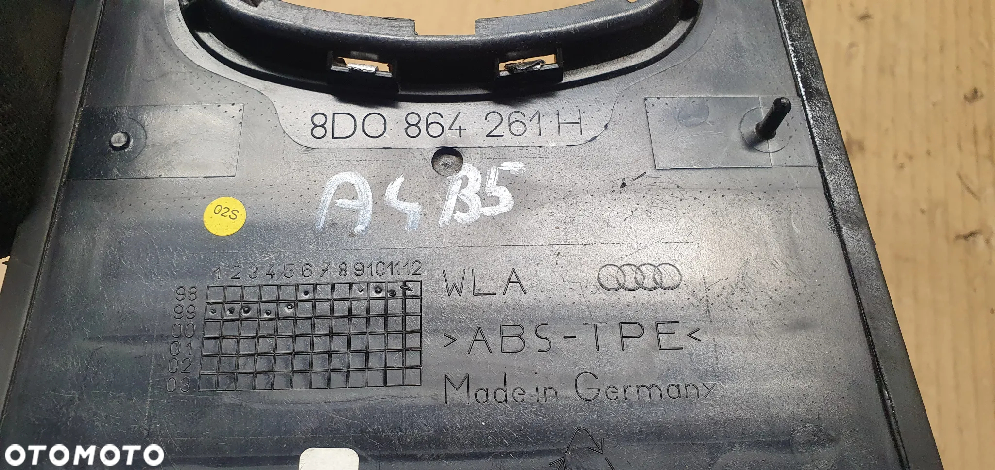 Osłona lewarka zmiany biegów Audi A4 B5 8D0864261H - 6