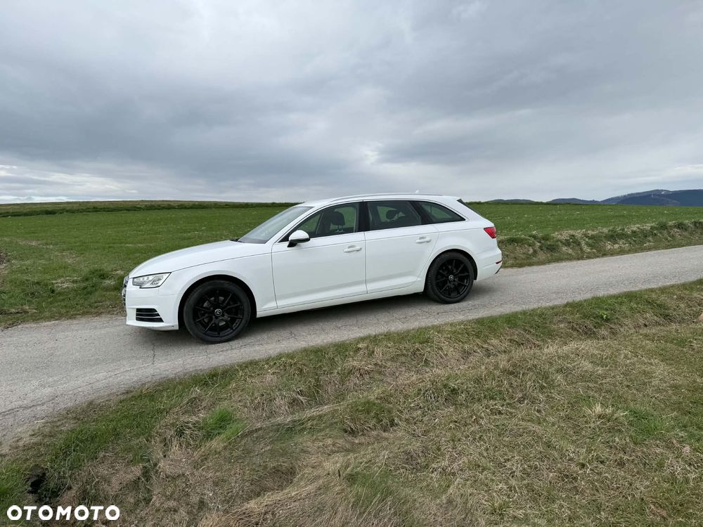 Audi A4 Avant 2.0 TDI S tronic - 12