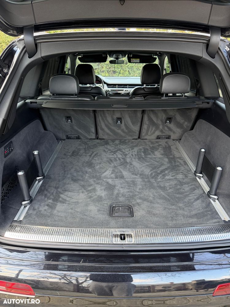 Audi SQ7 TDI quattro tiptronic - 13