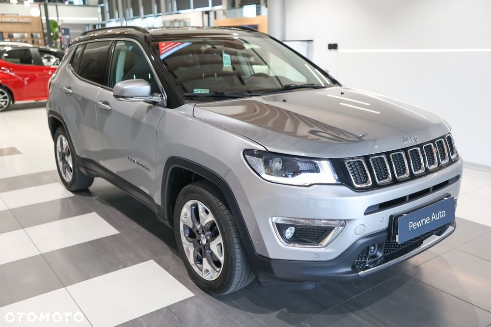 Jeep Compass - 4