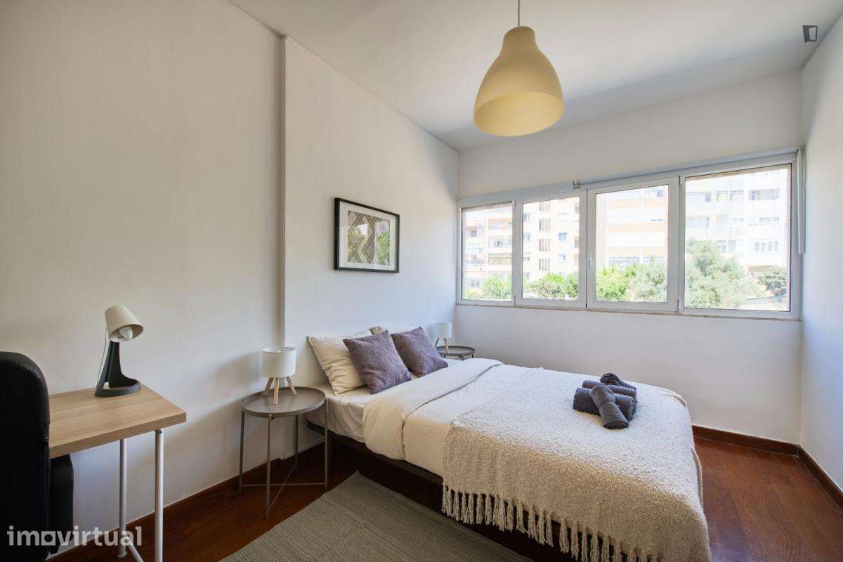Quarto - localizado em Alcântara Lisbon - Grande imagem: 3/43