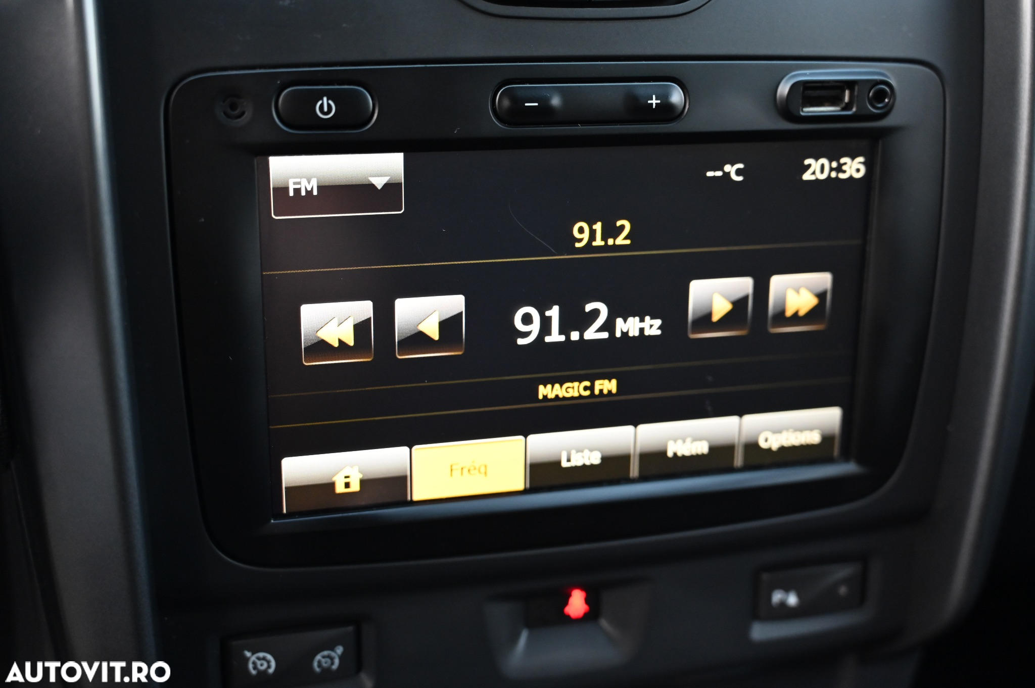 Dacia Duster dCi 110 FAP 4x2 Prestige - 8