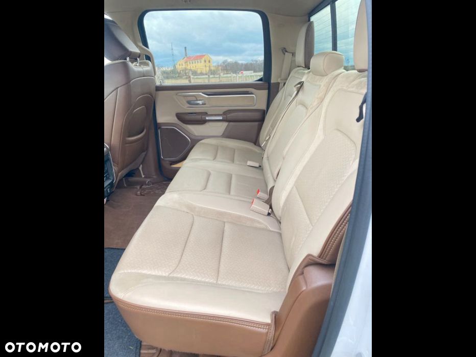 RAM 1500 5.7 Crew Cab Laramie - 9