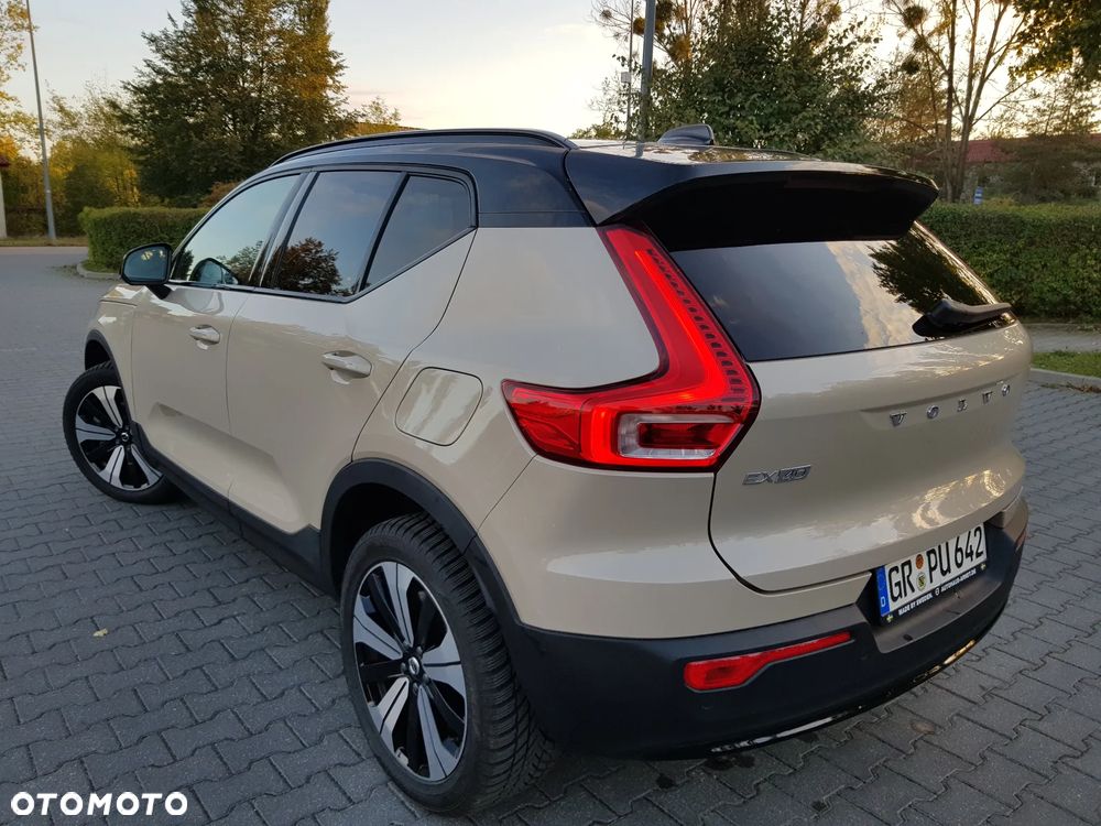 Volvo XC 40 Recharge 82 kWh Single M Extended Range RWD Plus - 4