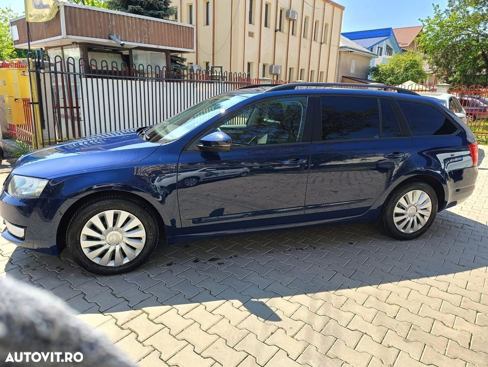 Skoda Octavia Combi 2.0 TDI Clever - 8