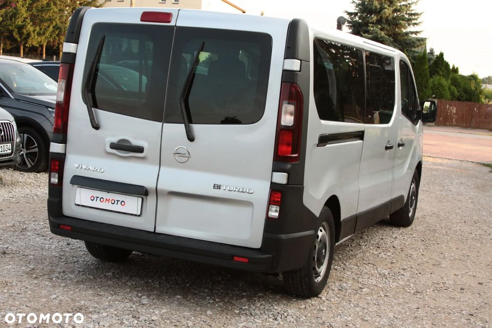 Opel Vivaro L2H1 2,9t Elegance - 9