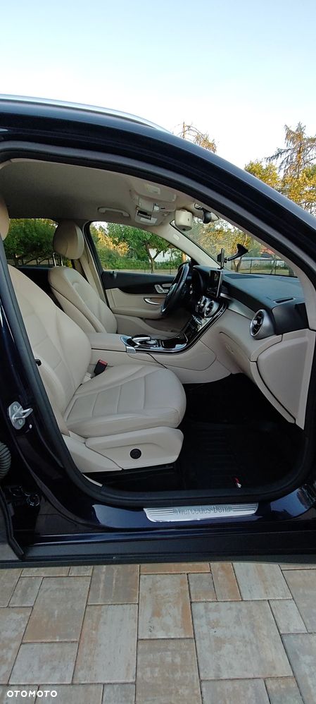Mercedes-Benz GLC - 20