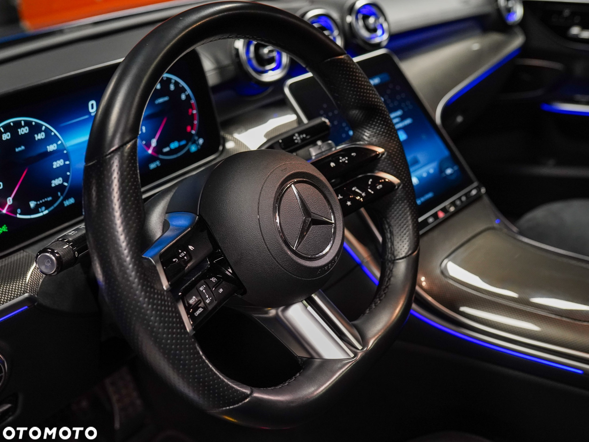 Mercedes-Benz Klasa C 200 4MATIC 9G-TRONIC - 18