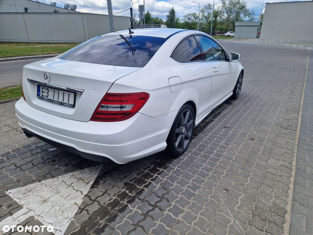 Mercedes-Benz Klasa C 250 CDI DPF Sport 7G-TRONIC - 4