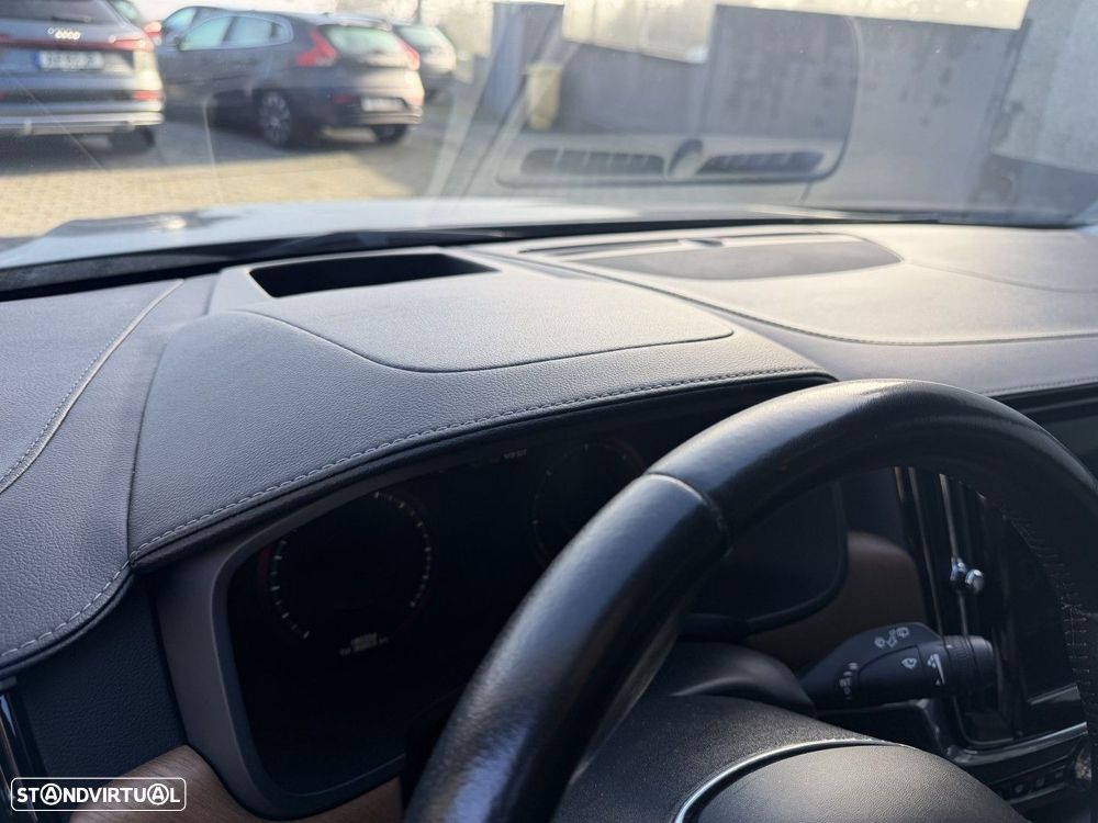 Volvo V90 2.0 D4 Inscription Geartronic - 12