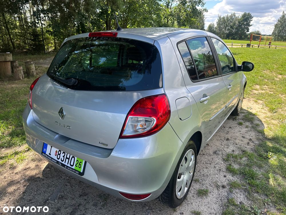 Renault Clio - 39