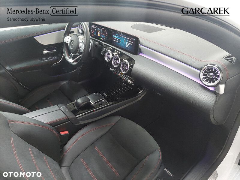 Mercedes-Benz CLA - 21