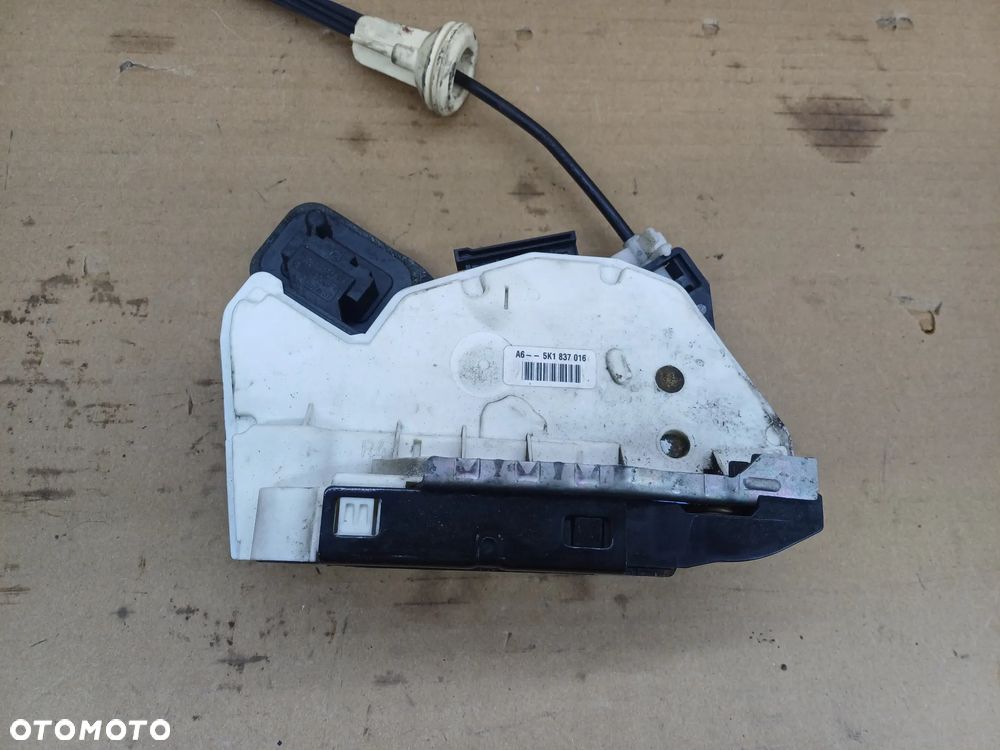 Golf VI HB 5D zamek drzwi przód lewy prawy 5K1837015 5K1837016 Europa 7 pin - 7