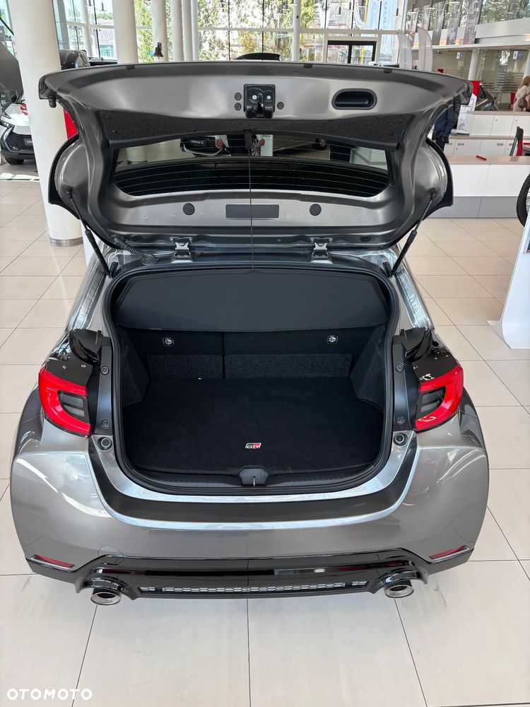 Toyota GR Yaris - 6