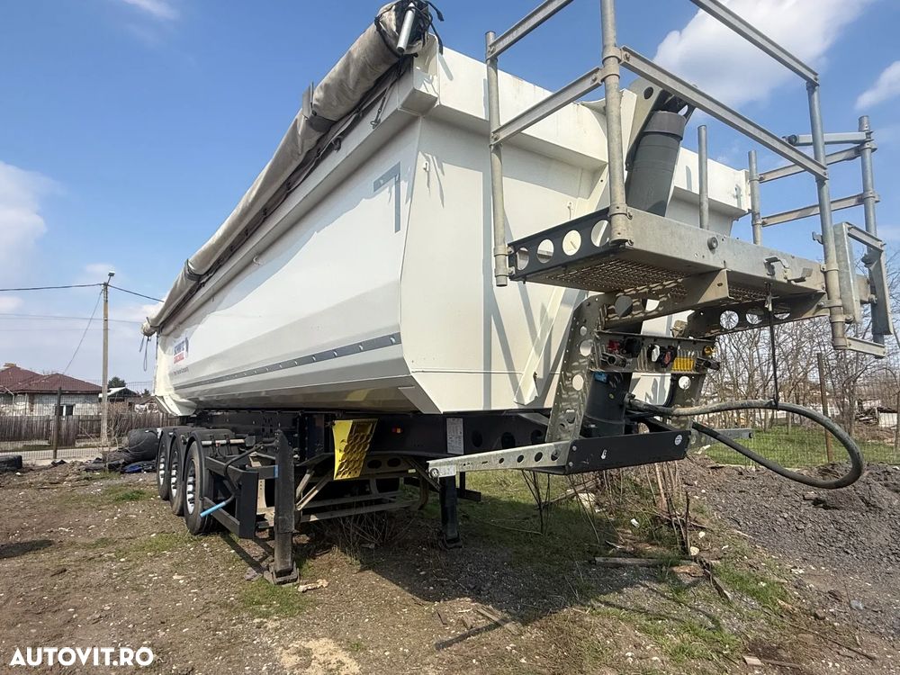 Schmitz Cargobull ski  27m3 - 1
