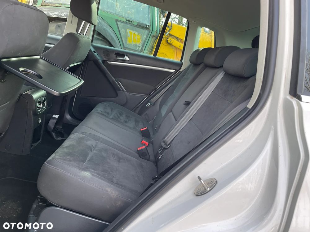 Volkswagen Tiguan 2.0 TDI DPF BlueMotion Technology Trend & Fun - 15