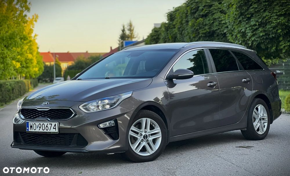 Kia Ceed 1.4 T-GDI DCT OPF Platinum Edition - 12