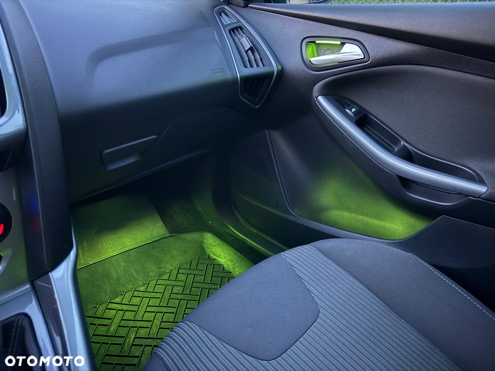 Ford Focus - 35