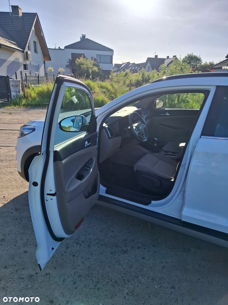 Hyundai Tucson 1.6 T-GDi Style 2WD - 10