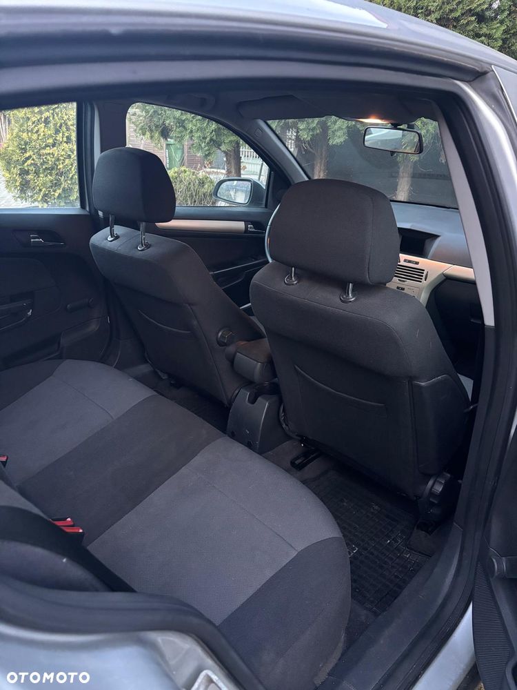 Opel Astra 1.6 Enjoy - 7