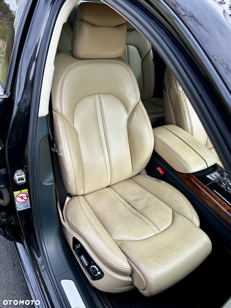 Audi A8 - 19