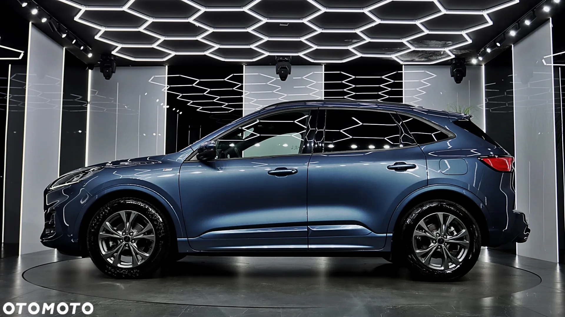Ford Kuga 1.5 EcoBoost FWD ST-Line - 6