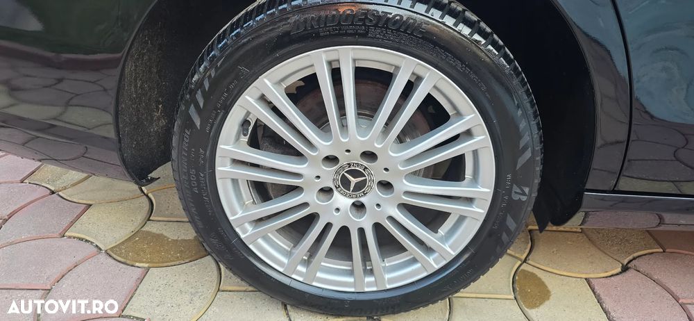 Mercedes-Benz E 220 d 9G-TRONIC AMG Line - 31