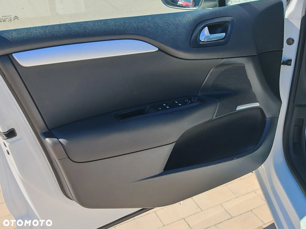 Citroën C4 HDi 90 Business Class - 20