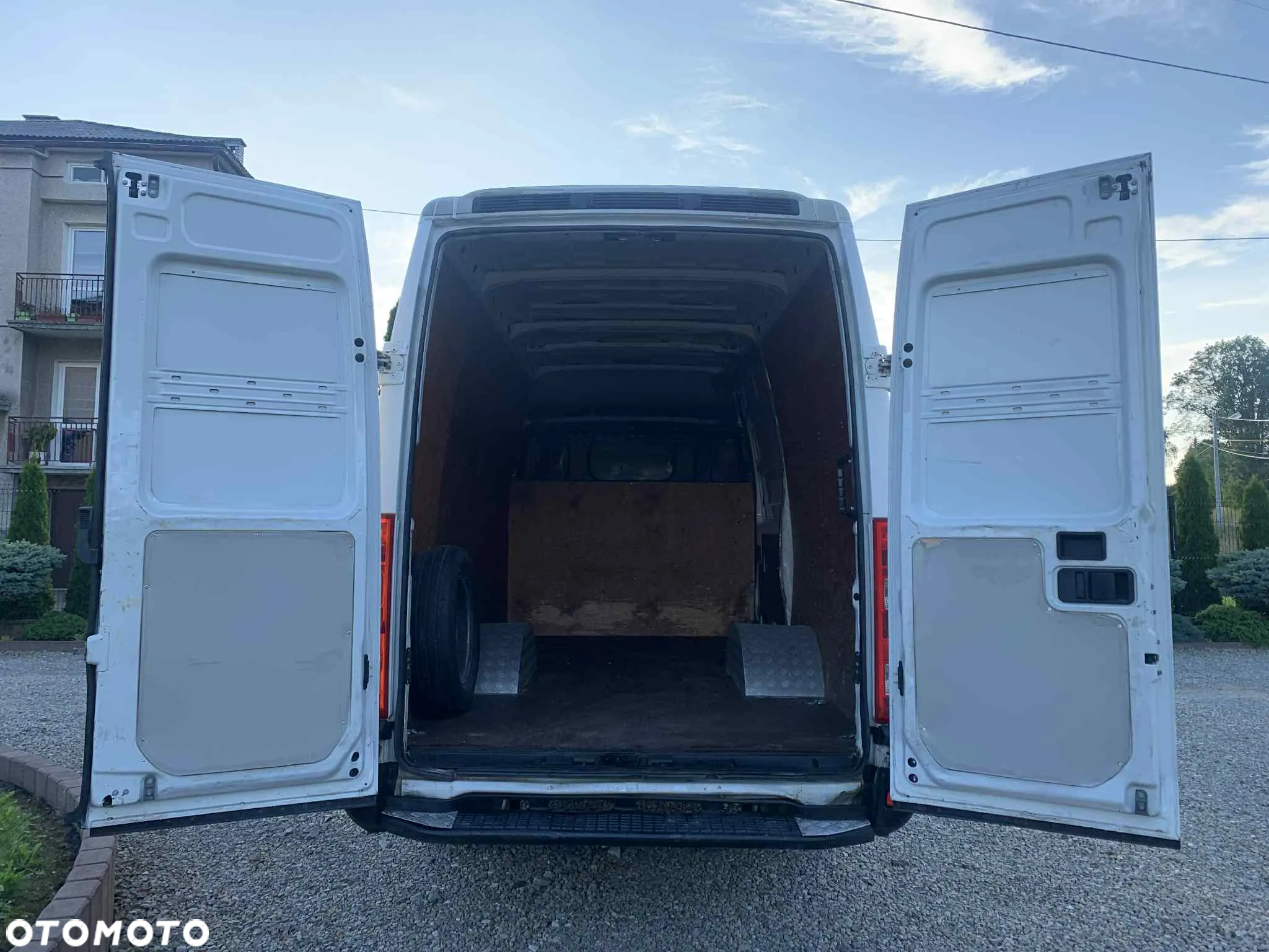 Iveco Daily 35C15 L3H3 - 17
