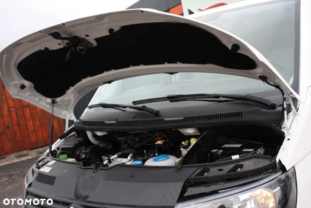 Volkswagen Transporter - 27