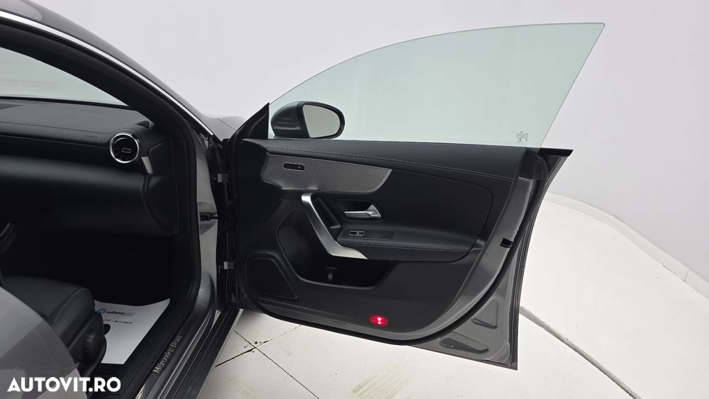 Mercedes-Benz CLA - 18