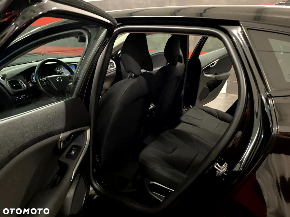 Volvo V40 D2 Drive-E Summum - 17
