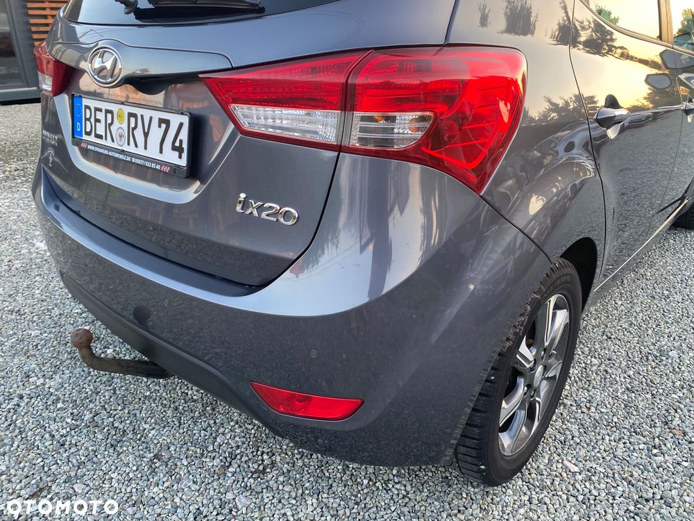 Hyundai ix20 1.4 blue Trend - 12