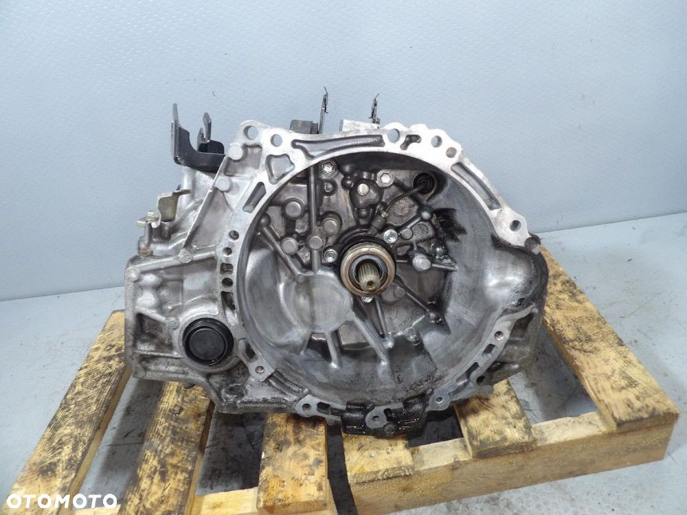 TOYOTA AVENSIS T27 LIFT 1.8 SKRZYNIA BIEGÓW MANUALNA 33111-02050 - 3