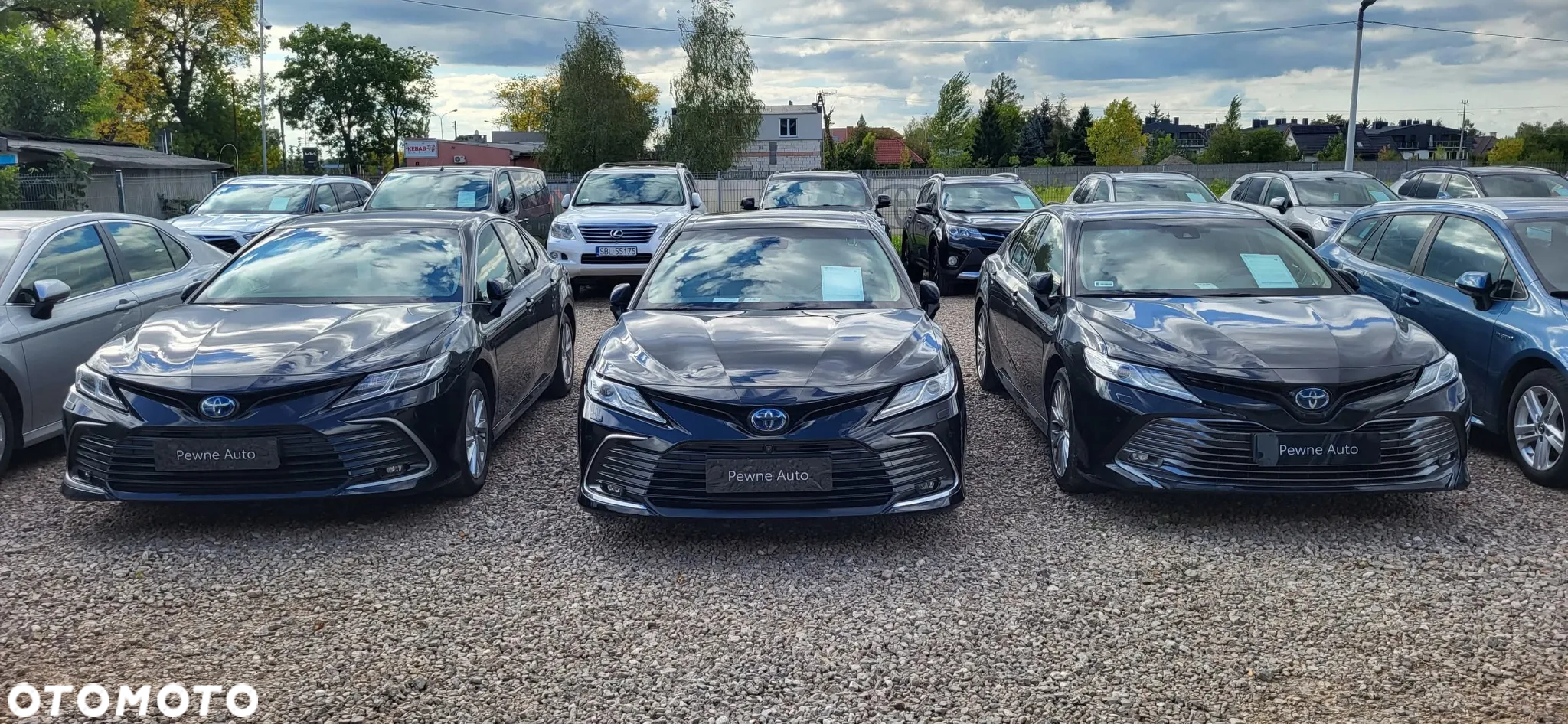 Toyota Camry 2.5 Hybrid Executive CVT - 2
