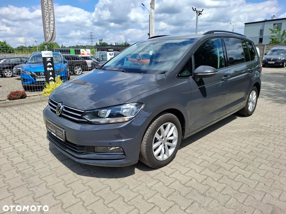 Volkswagen Touran - 3
